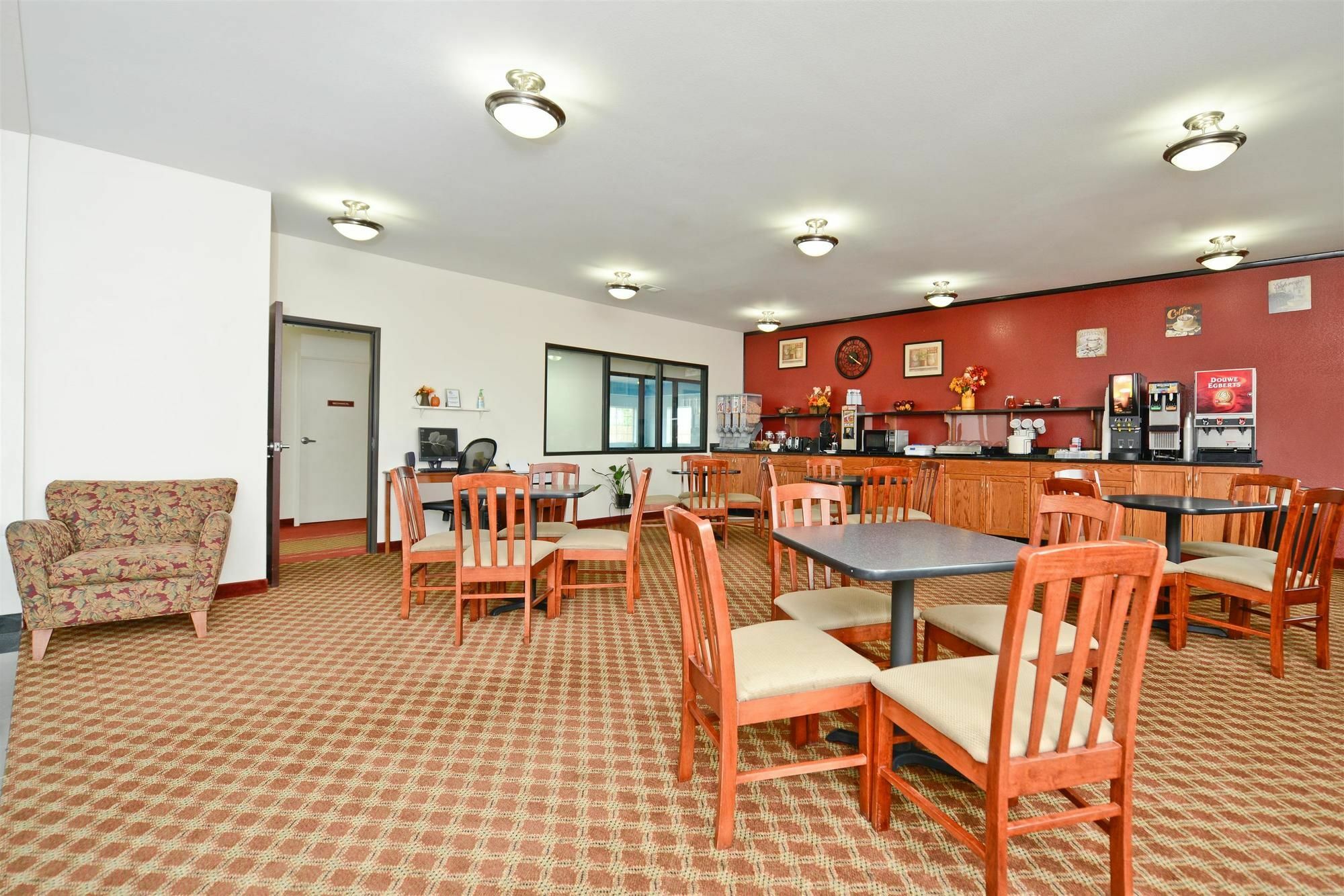 Best Western Plus Wakeeney Inn & Suites Exterior foto