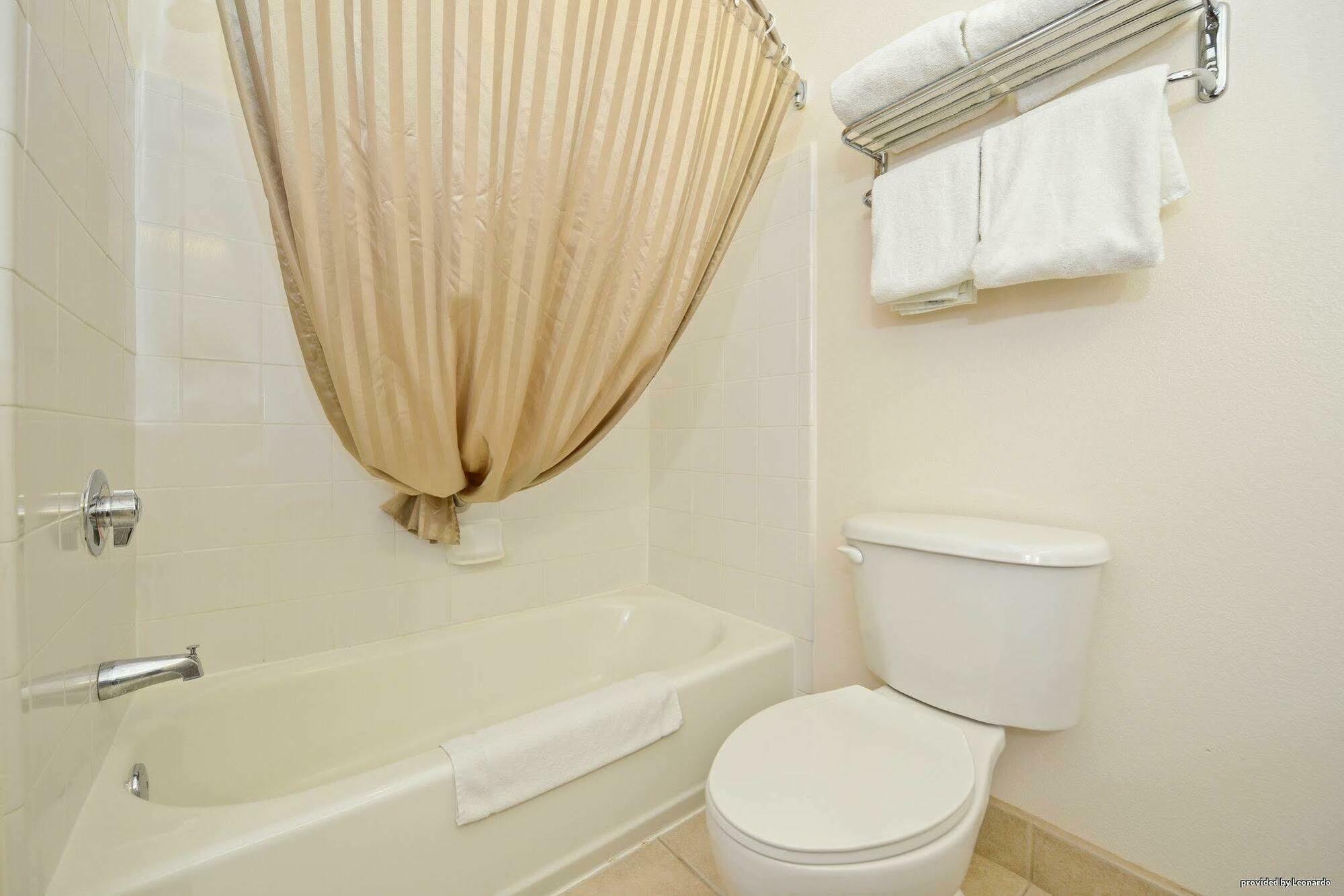 Best Western Plus Wakeeney Inn & Suites Cameră foto