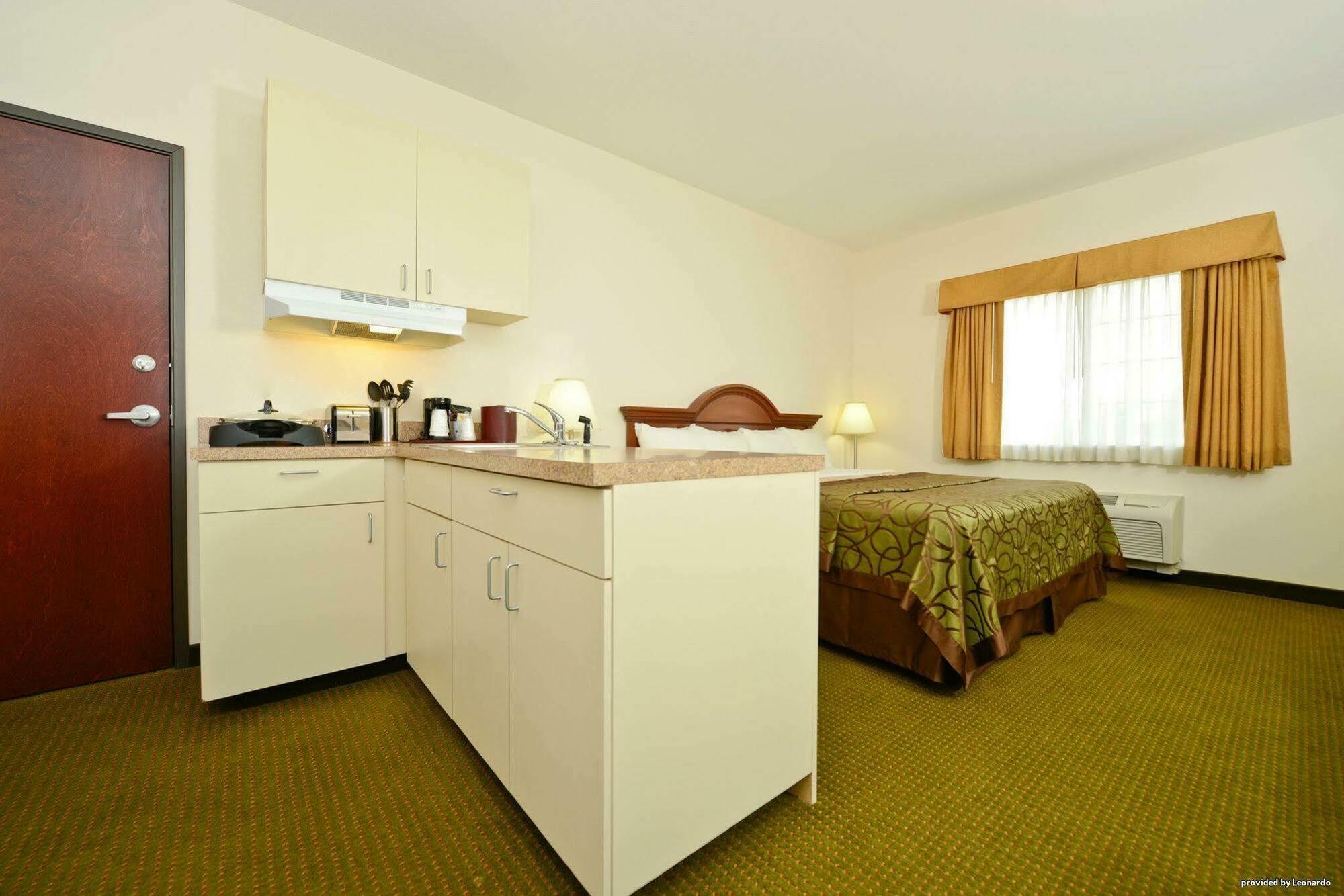 Best Western Plus Wakeeney Inn & Suites Exterior foto